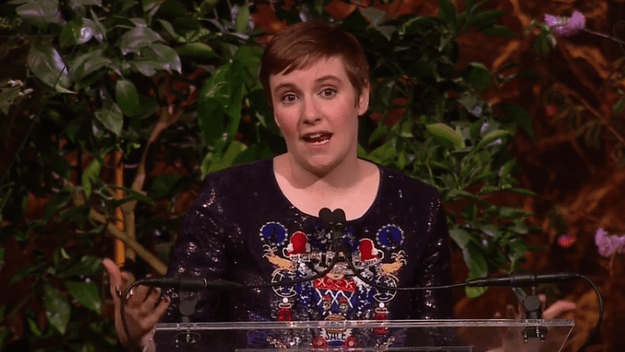 Tecavüz sonrası toparlanmanın simgesi; Lena Dunham “Tecavüze uğradığımda kendimi güçsüz hissettim.”